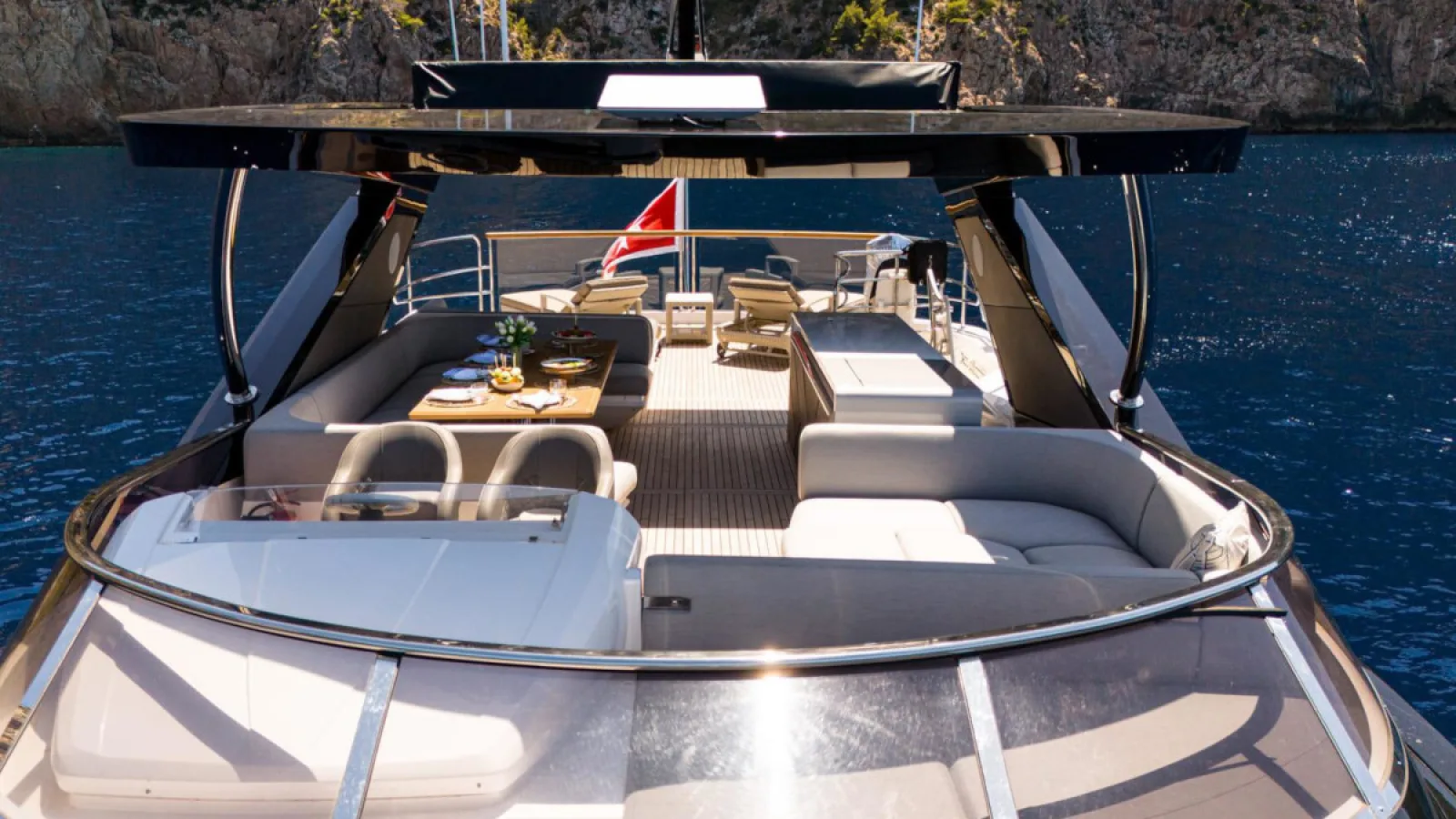 Bestboats SUNSEEKER 88 Moonlight – Private Yacht Mallorca