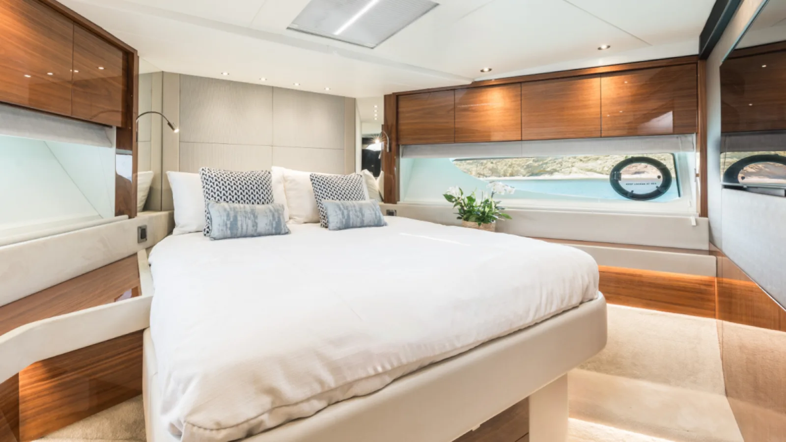 Bestboats SUNSEEKER 76 Saasha – Luxus Yachtcharter Mallorca