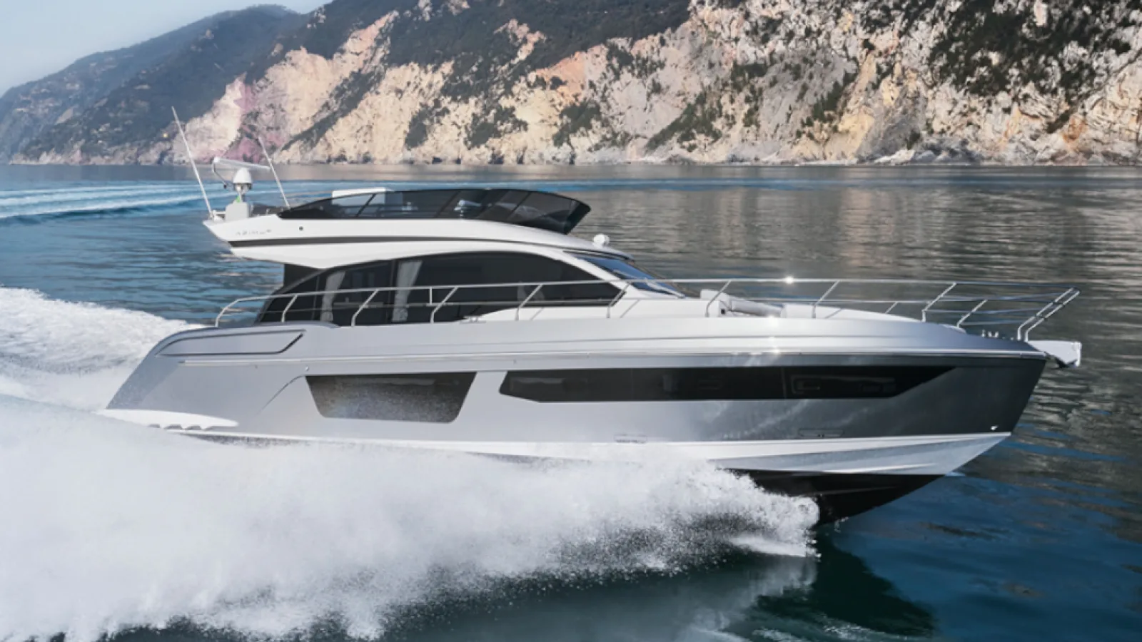 Bestboats AZIMUT 53 FLY Sea Shell – Motor Yacht Rental Mallorca