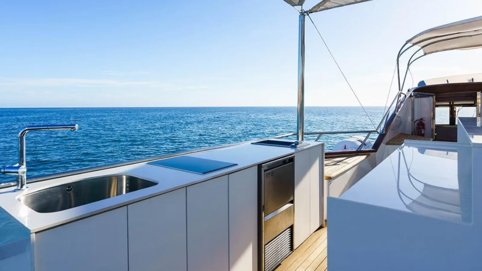 Bestboats CRN ANCONA SPIRIT OF MK – Luxus Yachtcharter Mallorca