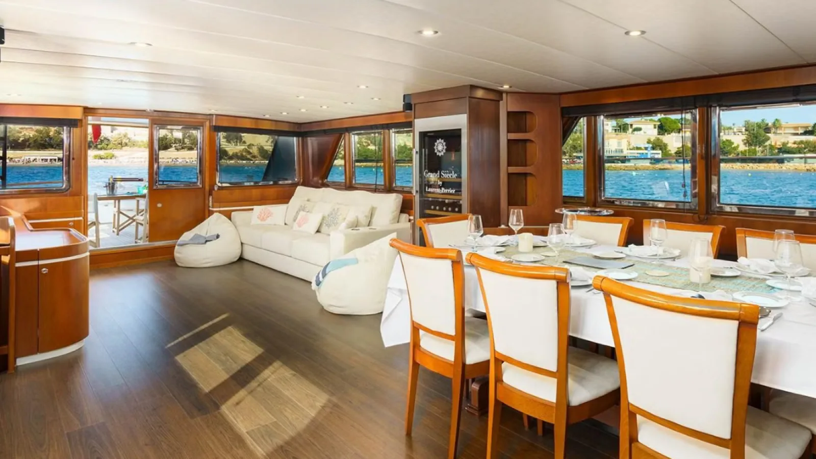 Bestboats CRN ANCONA SPIRIT OF MK – Exklusive Yacht Mallorca