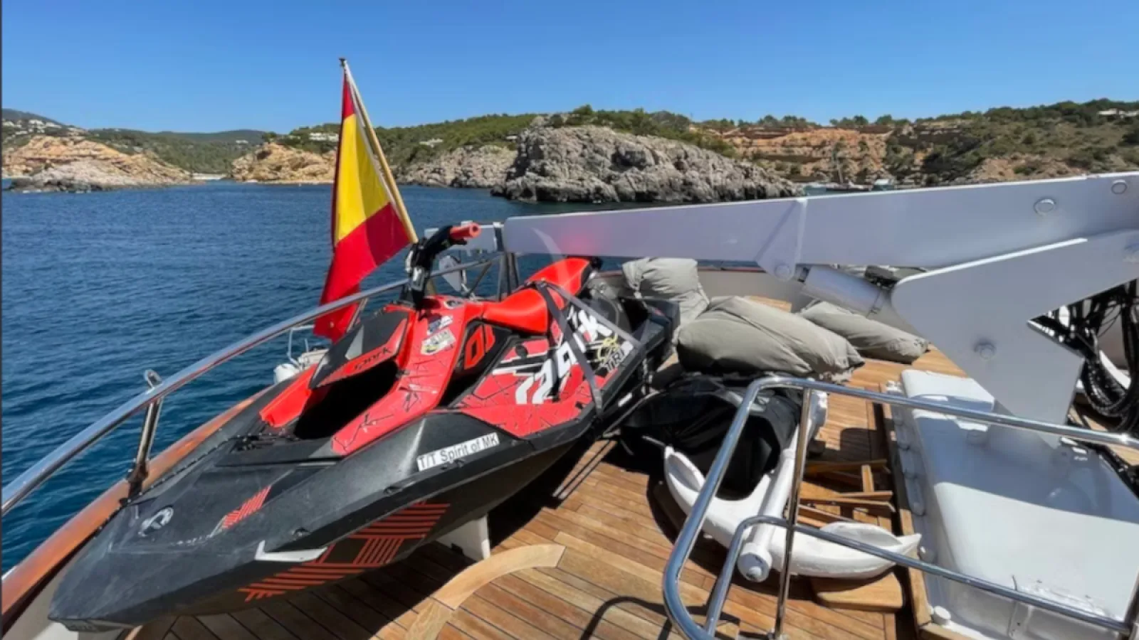 Bestboats CRN ANCONA SPIRIT OF MK – Exklusive Yacht Mallorca