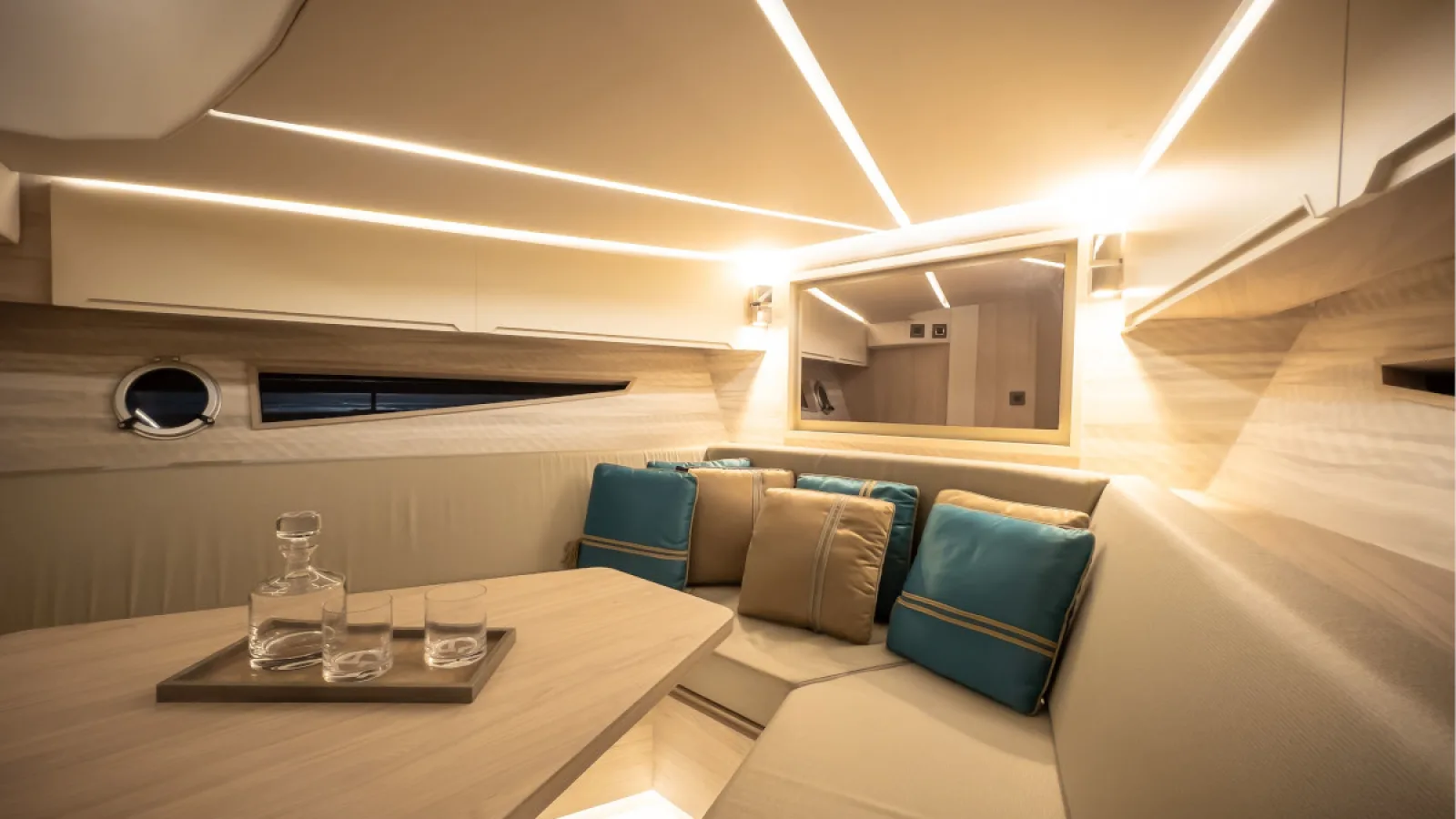 Bestboats TESORO T50 SPECIALE GOLDFINGER – Motor Yacht Rental Mallorca