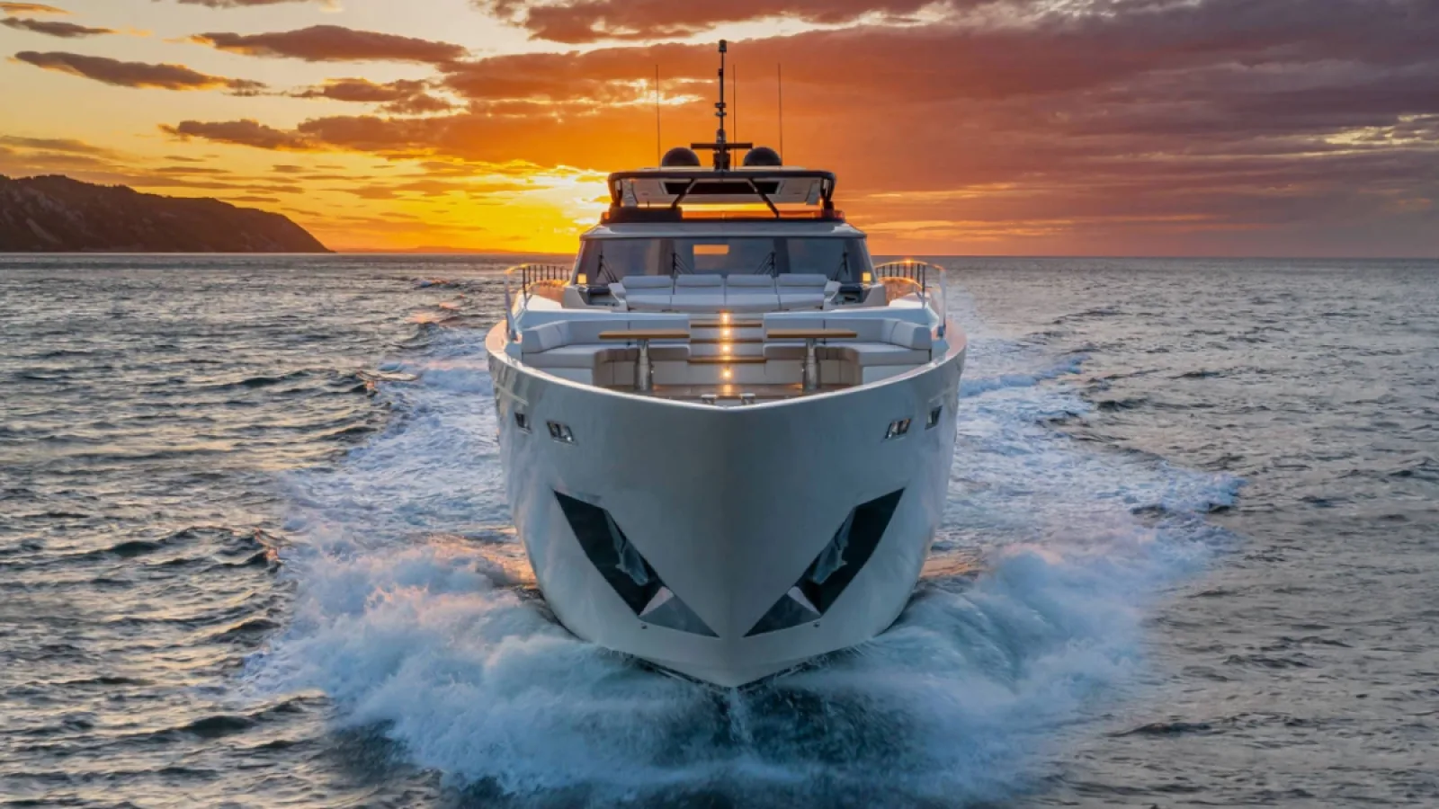 Bestboats FERRETTI 1000 LA MOROCHA – Luxusyacht chartern Mallorca