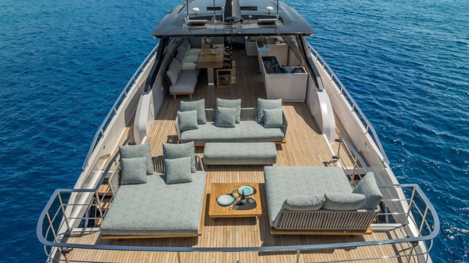Bestboats FERRETTI 1000 LA MOROCHA – Luxus Yachtcharter Mallorca