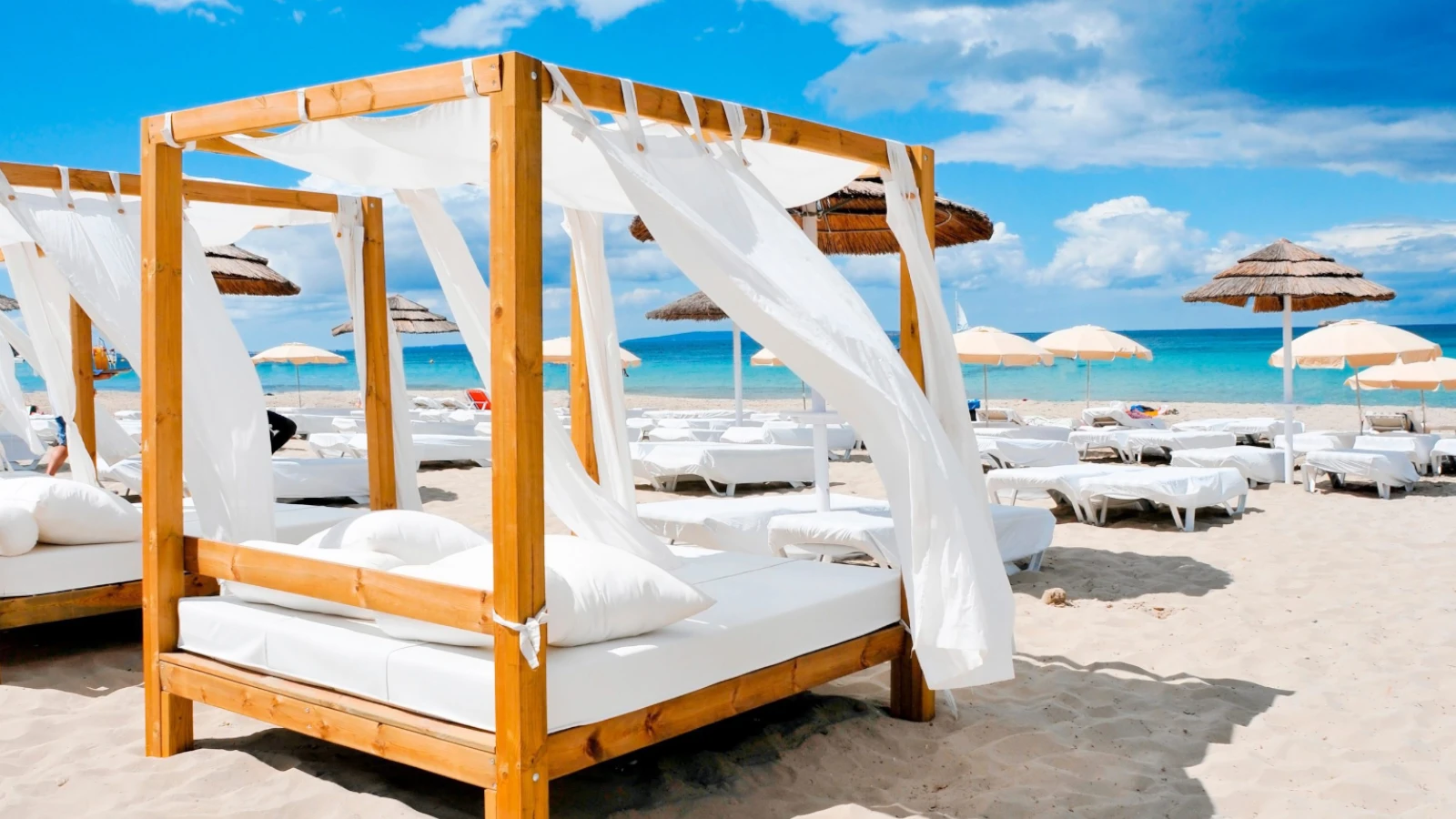 Beach Clubs auf Mallorca | Bestboats