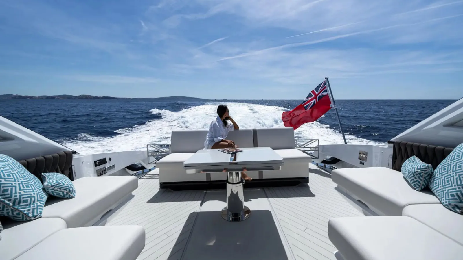 Bestboats SUNSEEKER SUPERHAWK 55 ELISEAUM – Charter Mallorca