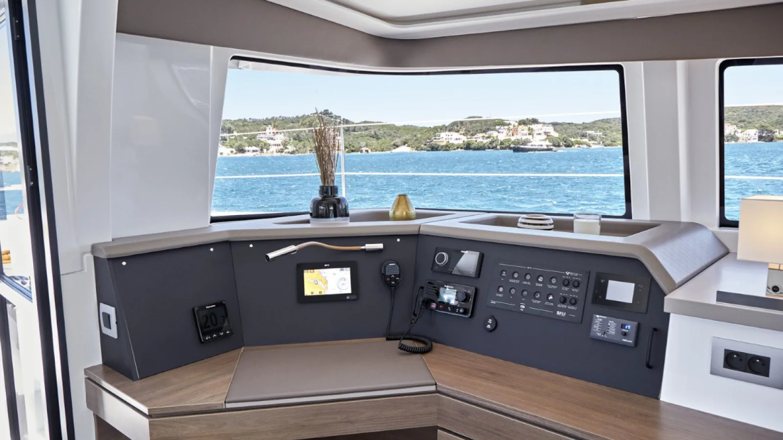 Bestboats BALI 4.4 OPENSPACE Knowker – Katamaran chartern Mallorca