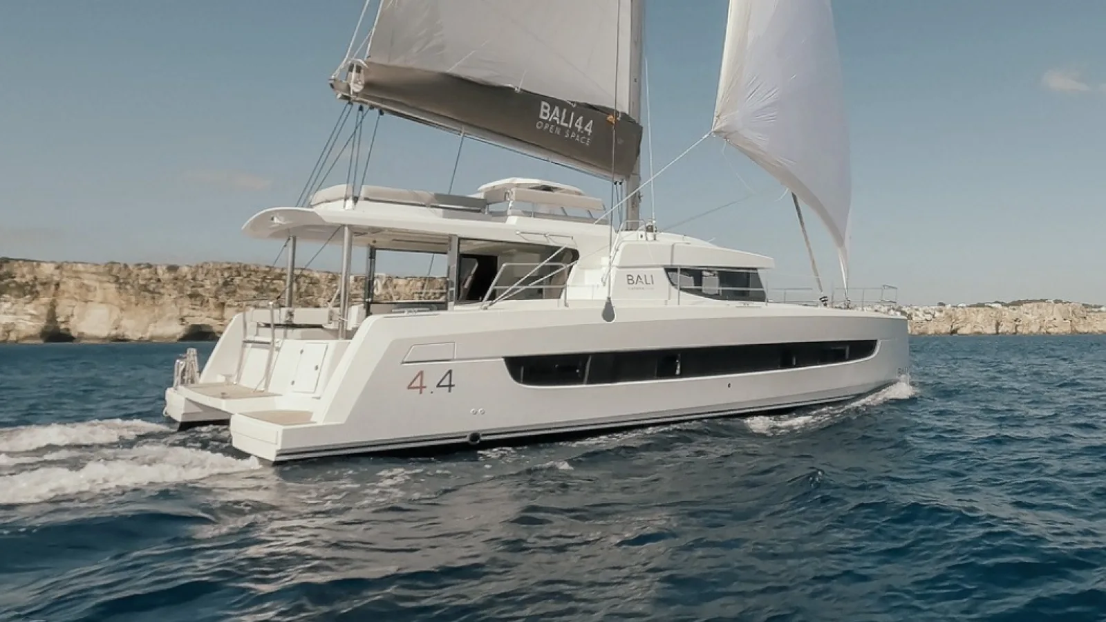 Bestboats BALI 4.4 OPENSPACE Knowker – Katamaran Charter Mallorca