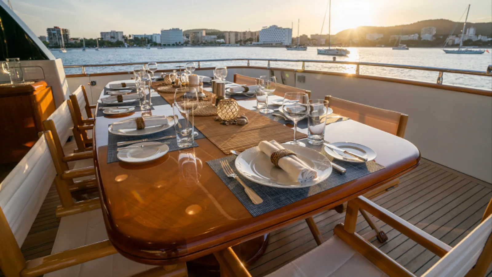 Bestboats SANLORENZO 100 Carom – Luxus Yachtcharter Mallorca