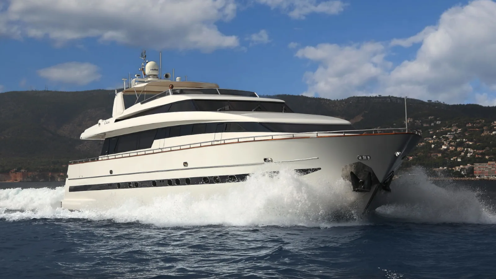 Bestboats SANLORENZO 100 Carom – Yachtcharter Mallorca