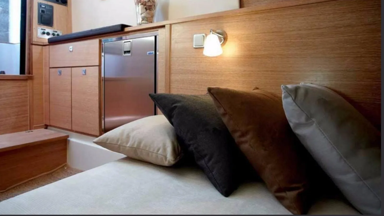 Bestboats FJORD 36 XPRESS STORMY – Motor Yacht chartern Mallorca