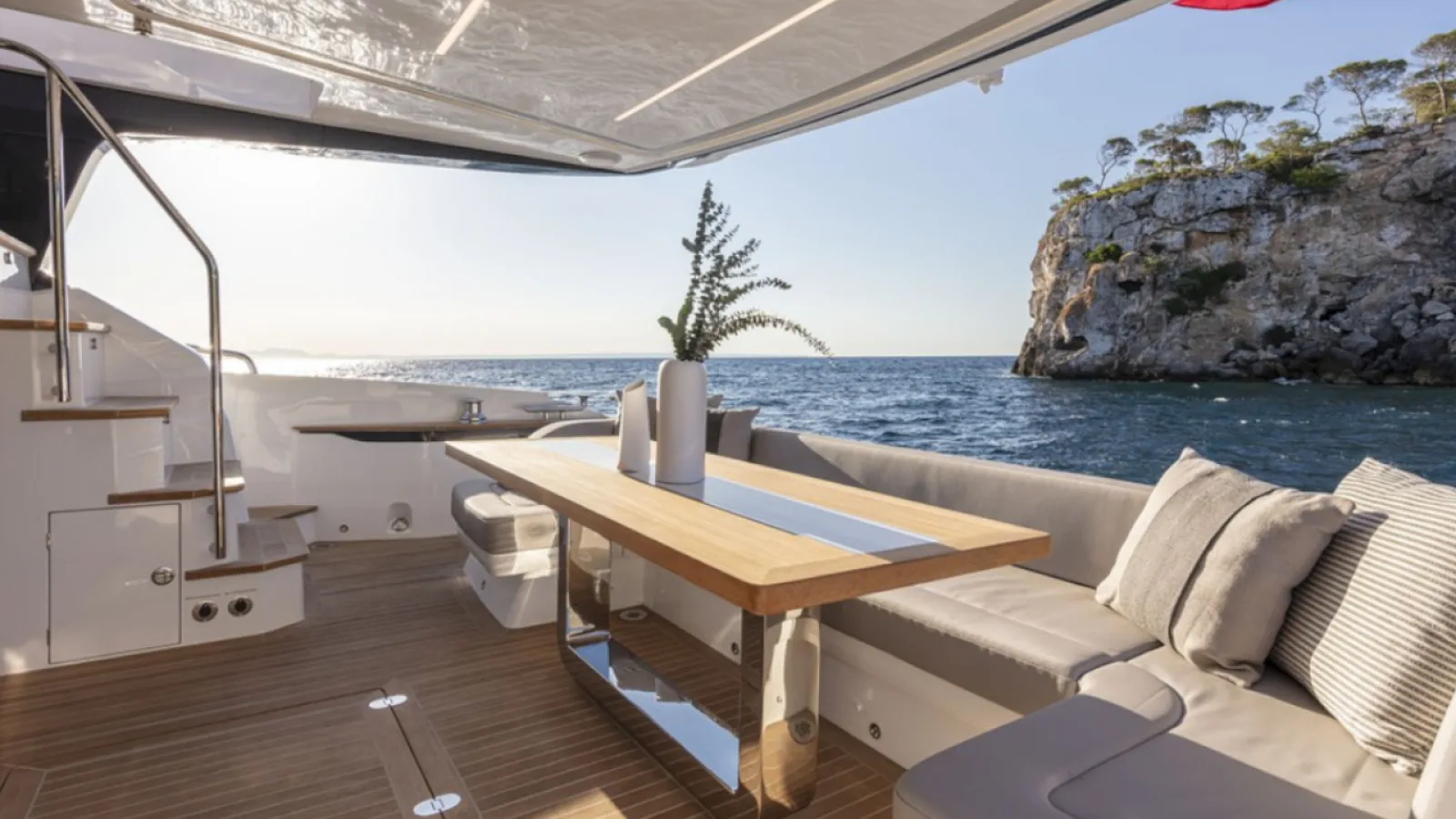 Bestboats PEARL 62 BIKINI QUEEN 2 – Alquilar Barco Mallorca