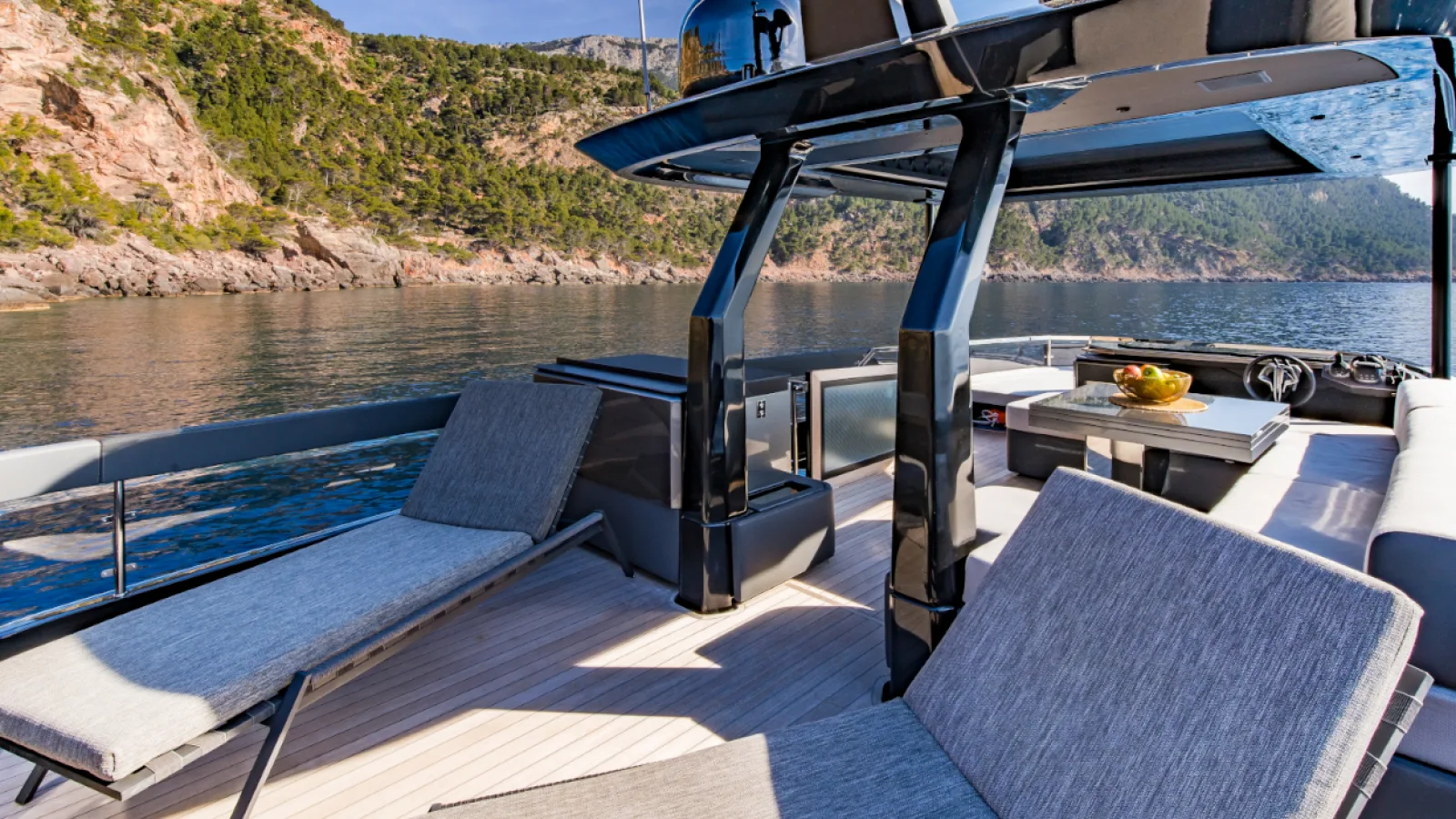 Bestboats Explorer 62 ExplOcean 3 – Charter Yate Mallorca