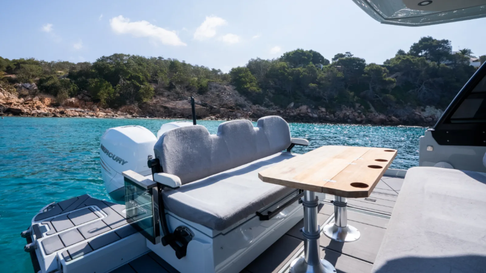 Bestboats SAXDOR 320 GTO OHANA – Buy Yacht Mallorca