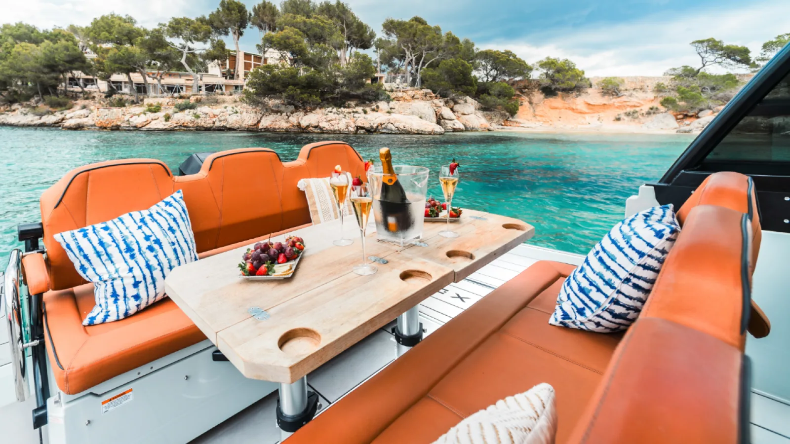 Bestboats SAXDOR 320 GTO HAPPINESS – Boat Rental Mallorca