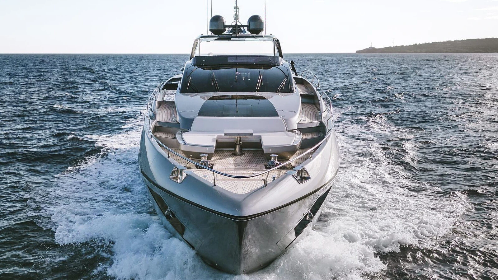 Bestboats RIVA 90 ARGO BARRACUDA III – Luxus Yachtcharter Mallorca