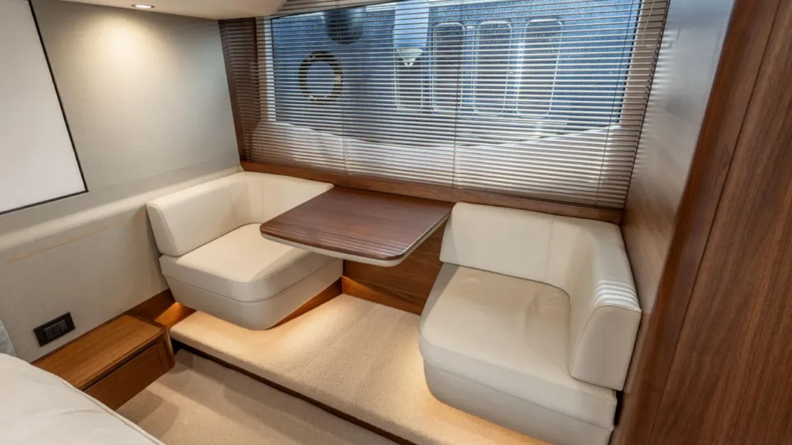 Bestboats PRINCESS F55 SEVEN – Yacht Sales Mallorca