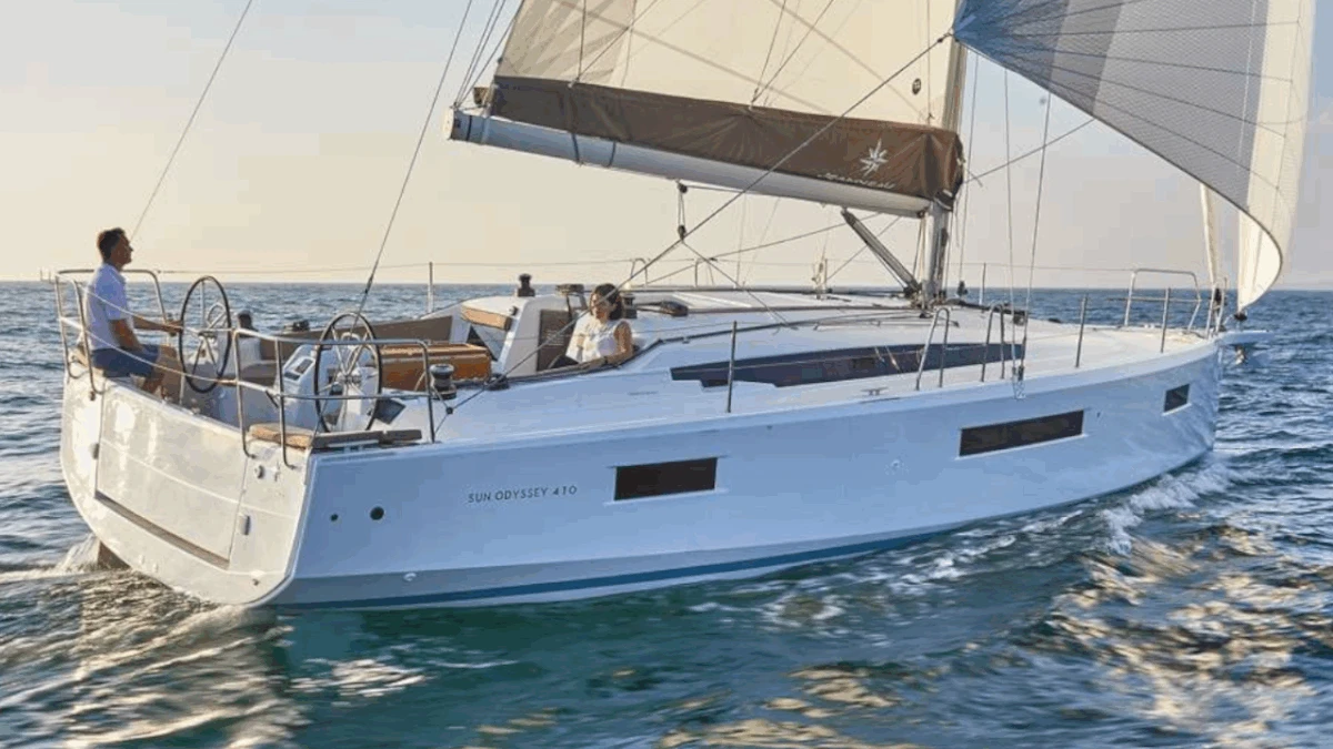 SUN ODYSSEY 410 NAOUSSA – Segelboot mieten | Segelyacht chartern Mallorca – Bestboats Yachtcharter