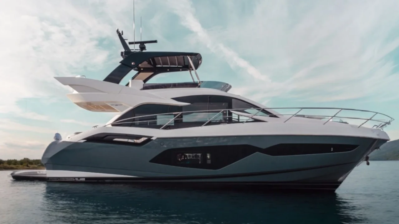 SUNSEEKER MANHATTAN 55 PERFECTION STILL - Charter in Port de Soller