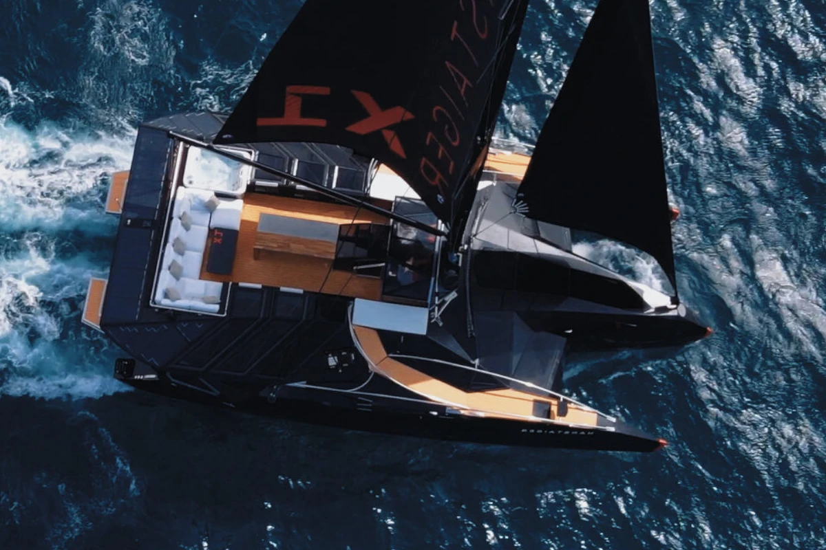 HANSTAIGER TRIMARAN X1 - Alquiler in Port Adriano