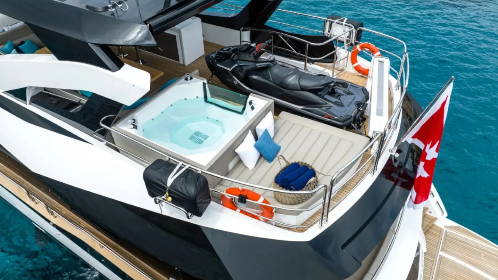 Bestboats SUNSEEKER 95 YACHT HIGH ENERGY – Charter Yate Lujo Mallorca