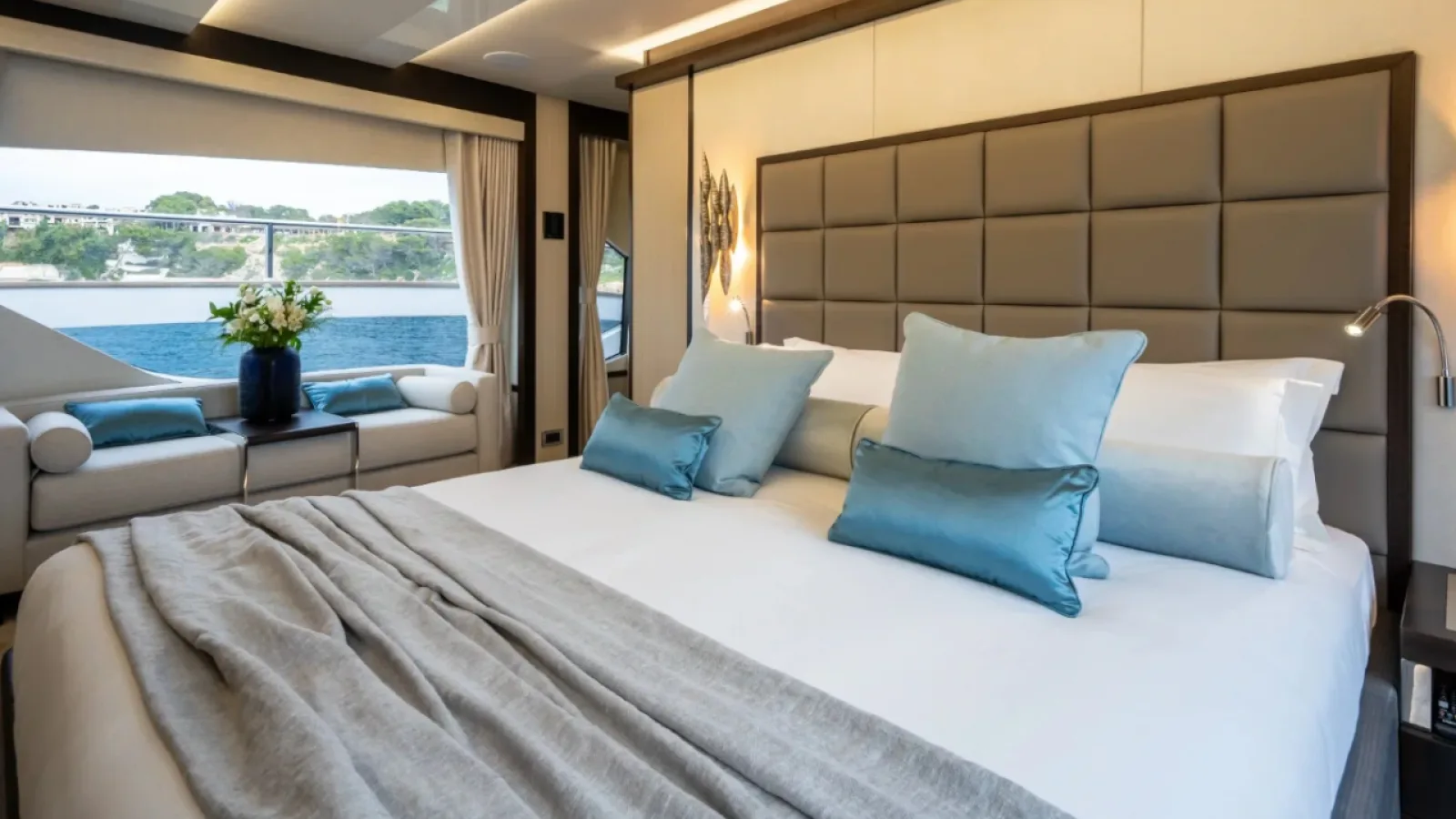 Bestboats SUNSEEKER 95 YACHT HIGH ENERGY – Charter Yate Lujo Mallorca