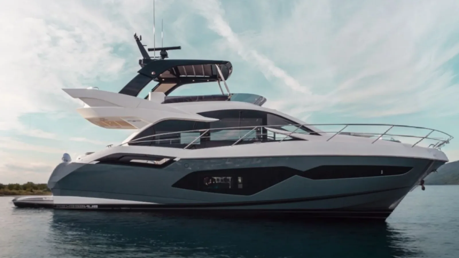 Bestboats SUNSEEKER MANHATTAN 55 PERFECTION STILL – Motor Yacht Rental Mallorca