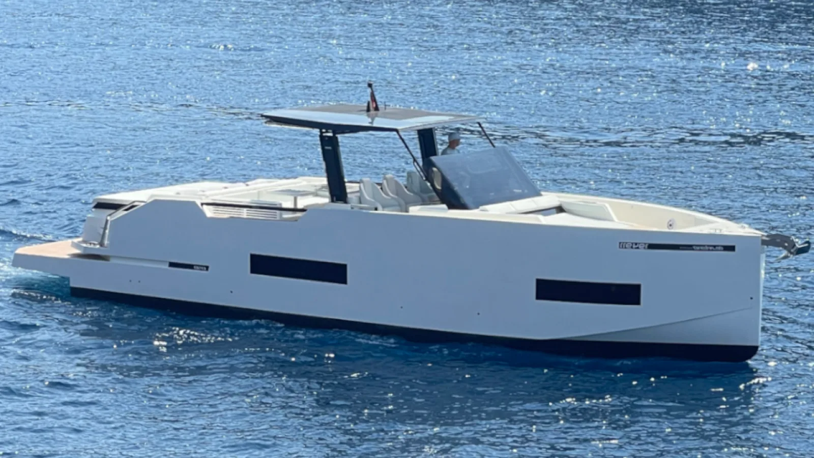 Bestboats De Antonio D50 SUE – Motor Yacht Rental Mallorca