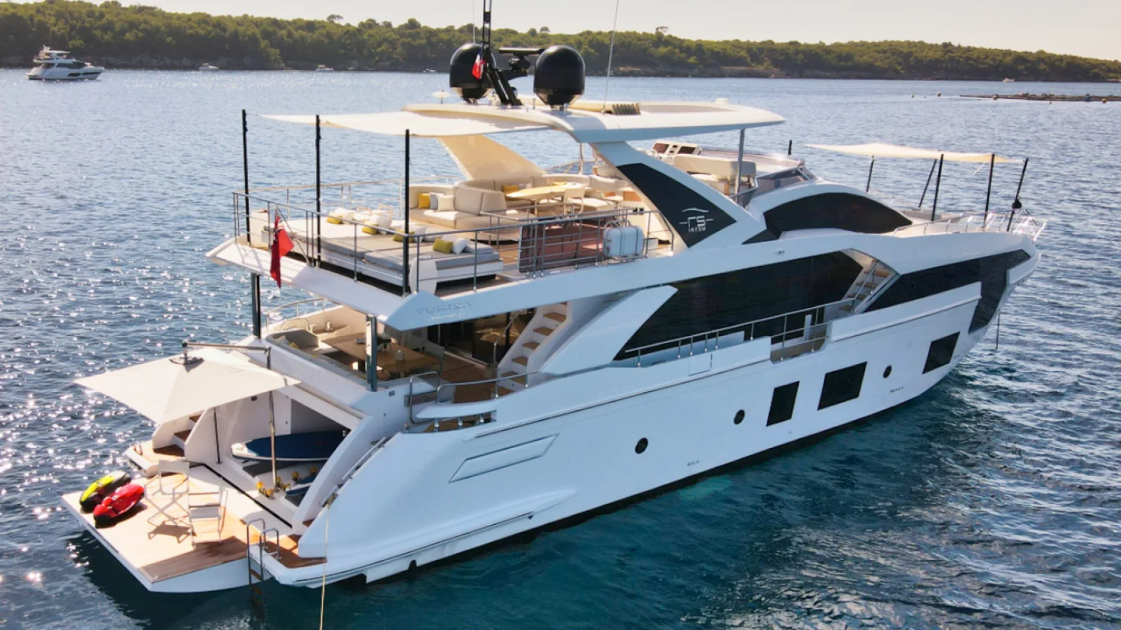 Bestboats AZIUMT GRANDE 27M Wave – Charter Yate Lujo Mallorca