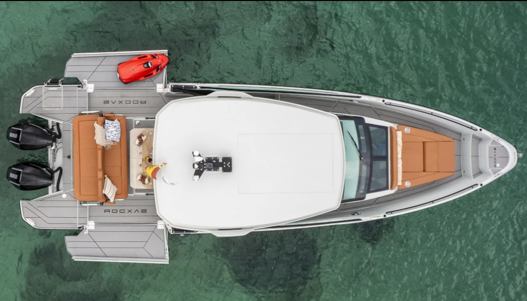 SAXDOR 320 GTO – HAPPINESS HAPPINESS | Motor Yacht Charter | Motorboat Rental Mallorca | Bestboats