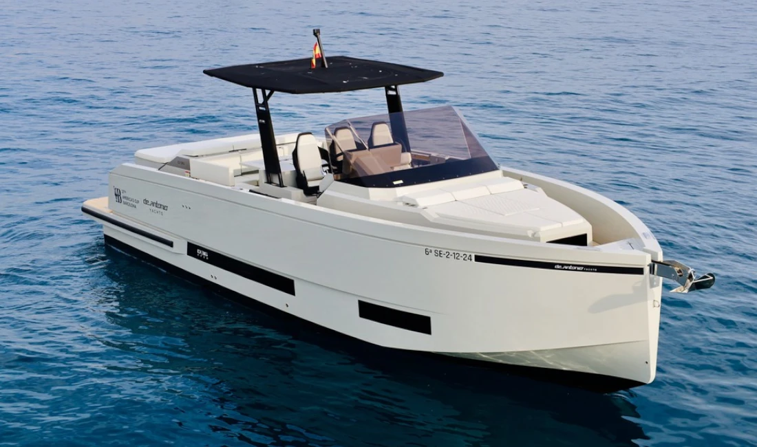 DE ANTONIO YACHTS D36 OPEN – PISCO SOUR Pisco Sour | Motorboot mieten | Motoryacht chartern Mallorca | Bestboats