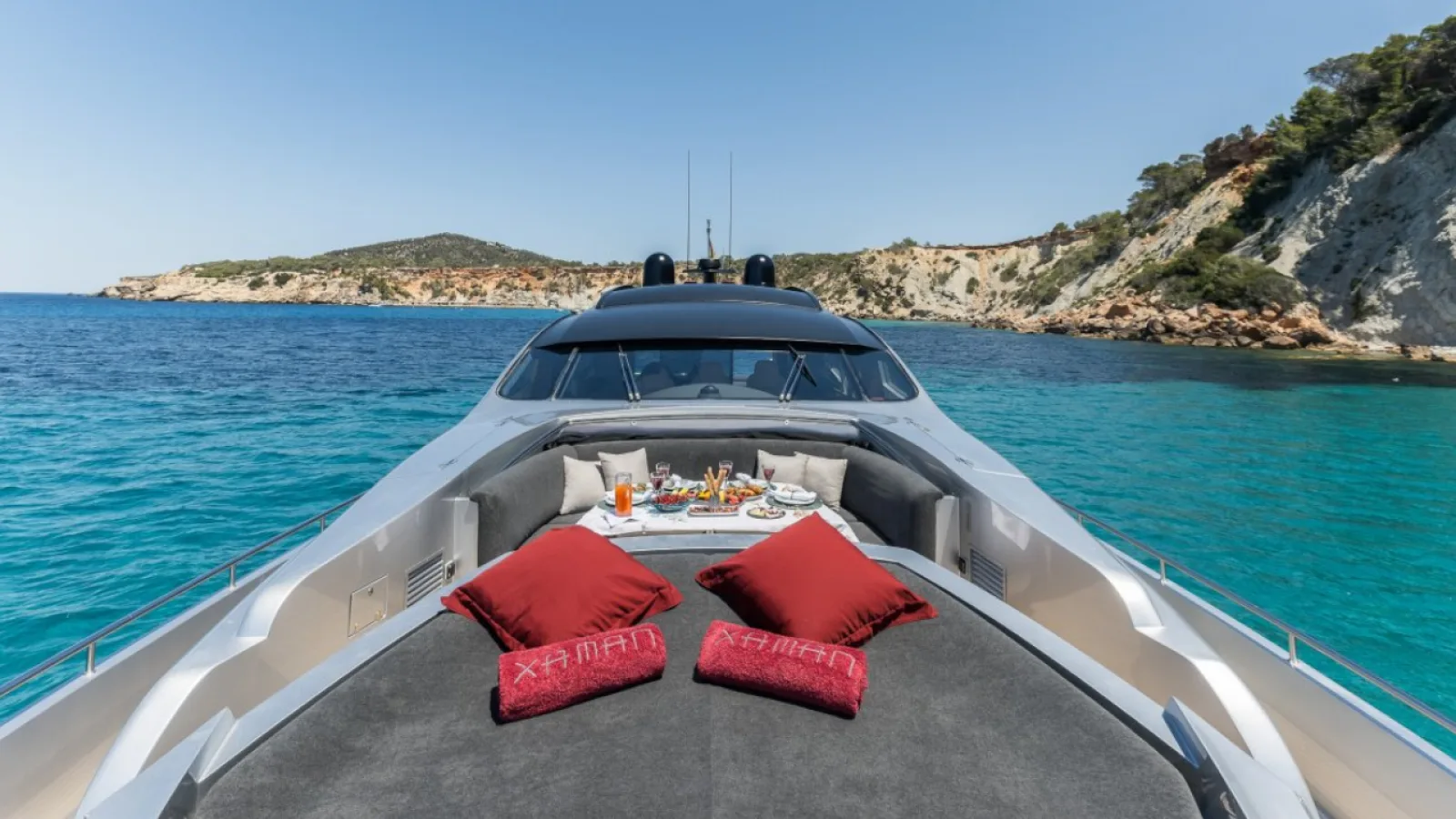 Bestboats PERSHING 90 XAMAN – Private Yacht Mallorca