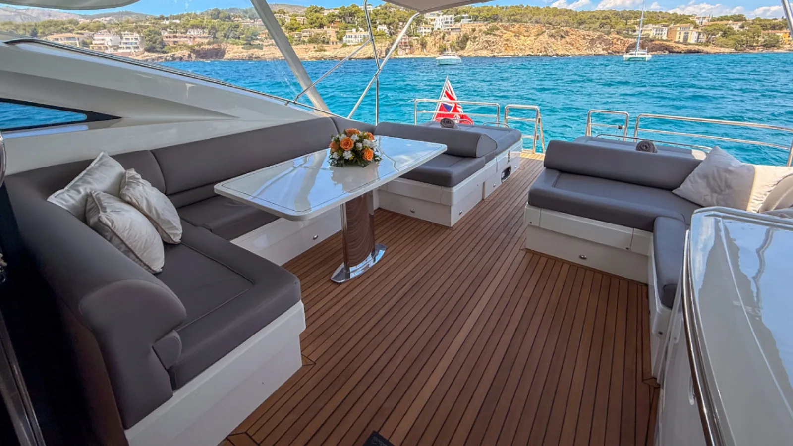 Bestboats PRINCESS V70 CASHFLOW – Alquiler Yate Mallorca