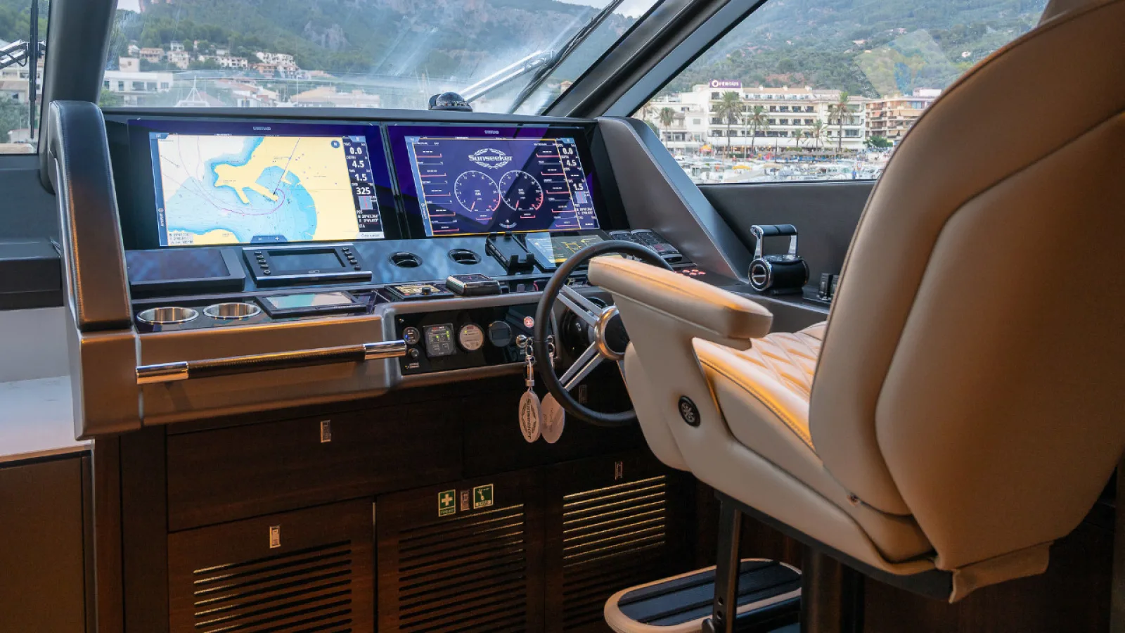 Bestboats SUNSEEKER 88 HALEY JANE – Luxusyacht chartern Mallorca