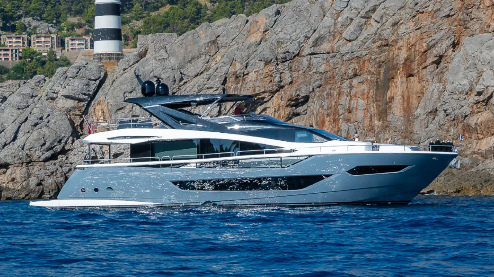Bestboats SUNSEEKER 88 HALEY JANE – Yachtcharter Mallorca