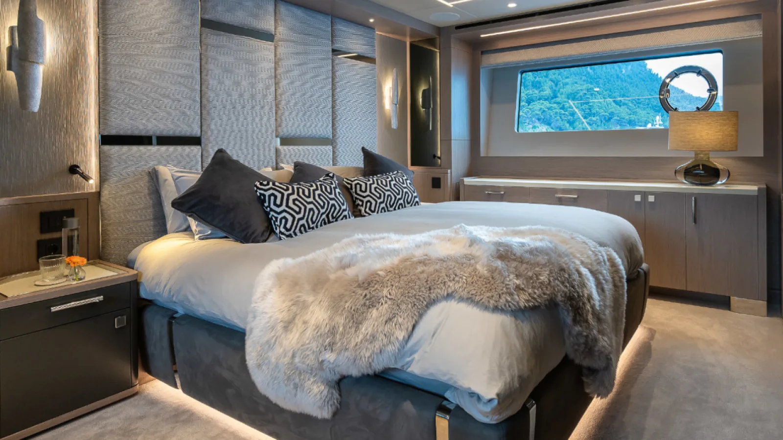 Bestboats SUNSEEKER 88 HALEY JANE – Yachtcharter Mallorca
