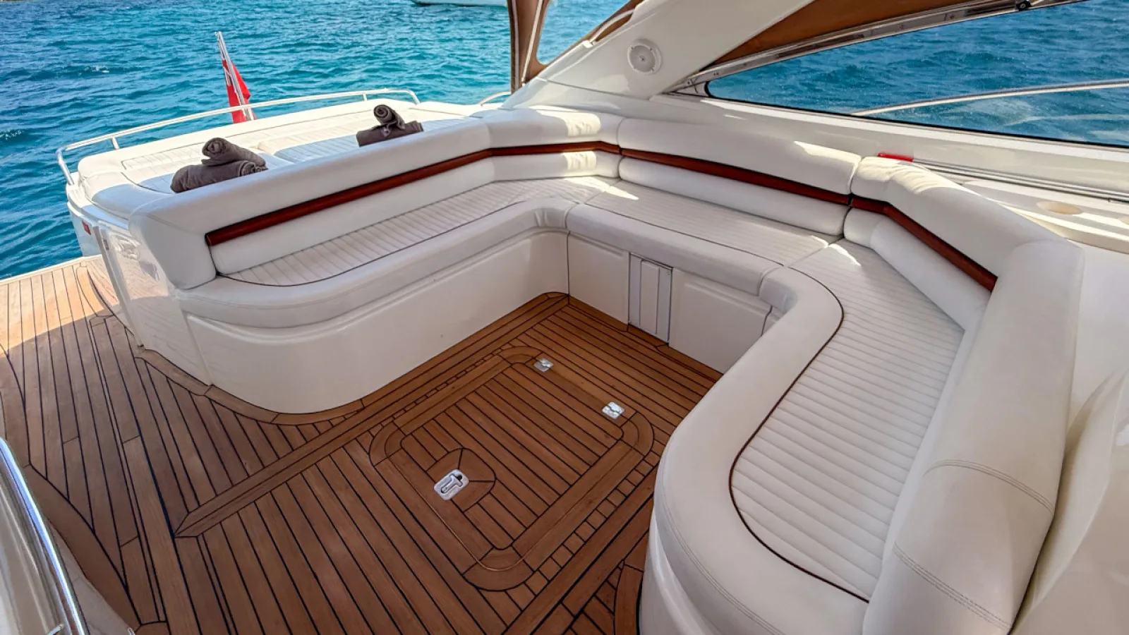 Bestboats SUNSEEKER CAMARGUE 50 PYLOS – Rent Boat Mallorca