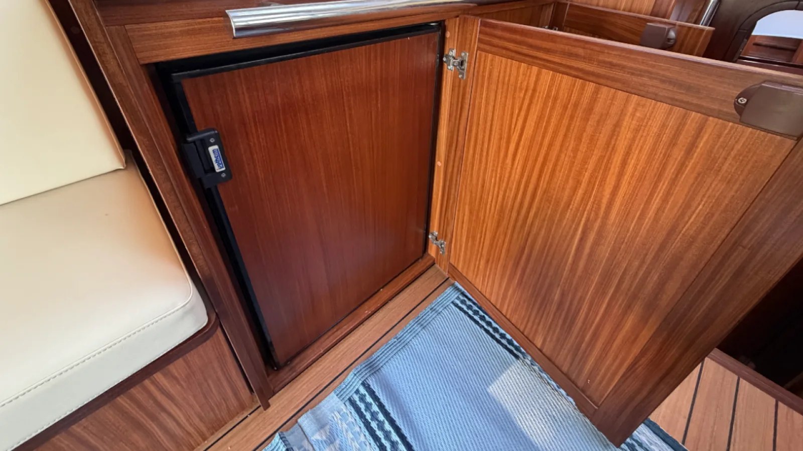 Bestboats SASGA YACHTS MENORQUIN 34 HT RAIXA – Buy Yacht Mallorca