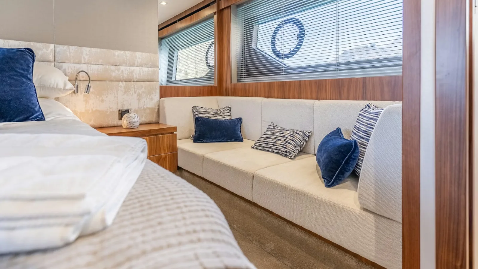 Bestboats SUNSEEKER MANHATTAN 66 LA NONNO – Alquiler Yate Mallorca