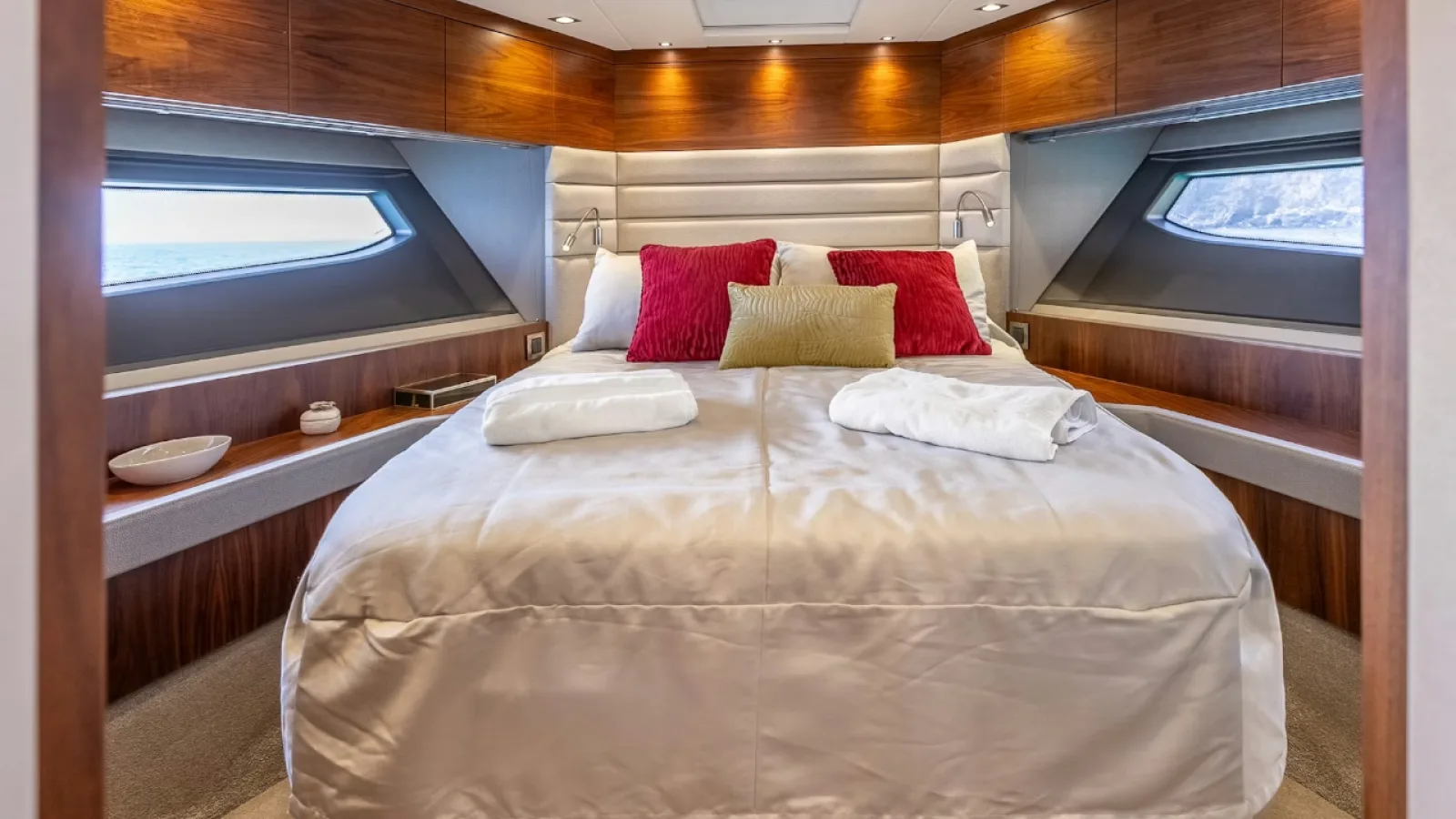 Bestboats SUNSEEKER MANHATTAN 66 LA NONNO – Alquiler Barco Mallorca