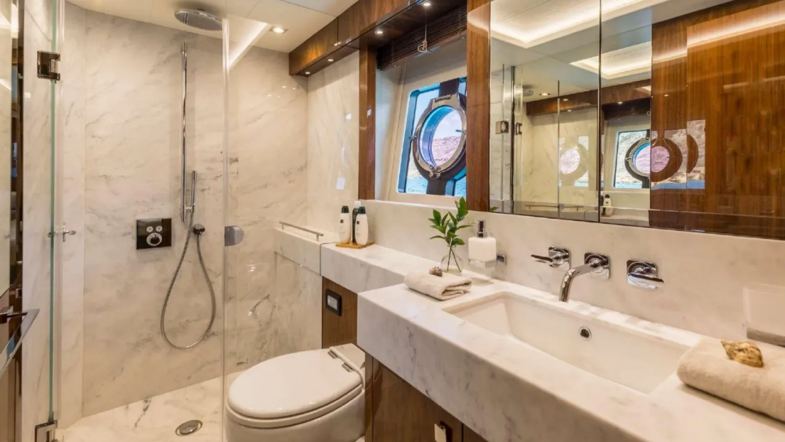 Bestboats SUNSEEKER 86 SEAWATER II – Luxusyacht chartern Mallorca