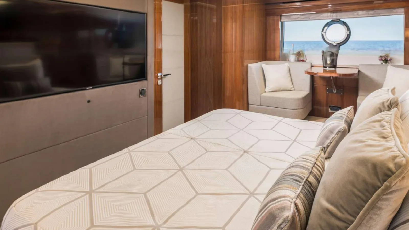 Bestboats SUNSEEKER 86 SEAWATER II – Luxus Yachtcharter Mallorca