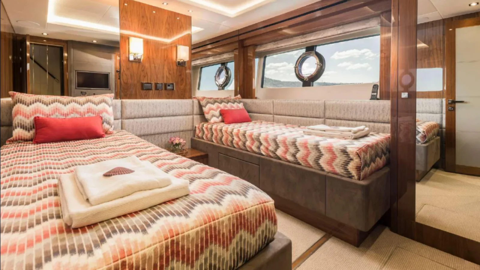 Bestboats SUNSEEKER 86 SEAWATER II – Luxusyacht mieten Mallorca