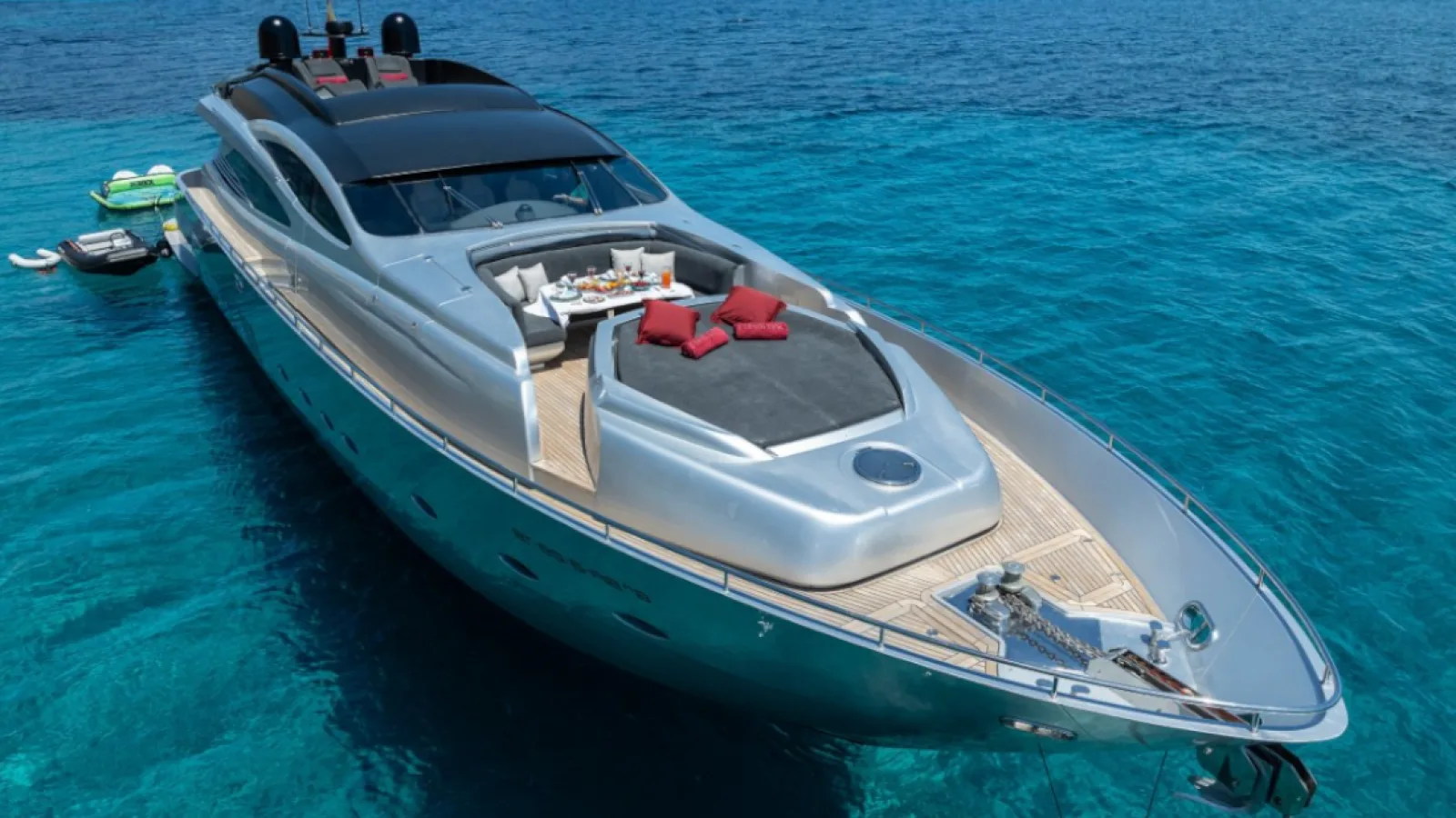 Bestboats PERSHING 90 XAMAN – Luxusyacht mieten Mallorca