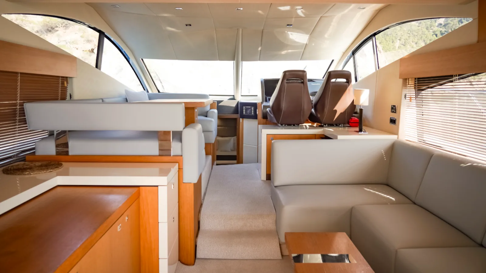 Bestboats SUNSEEKER MANHATTAN 53 PERFECTION – Boat Rental Mallorca