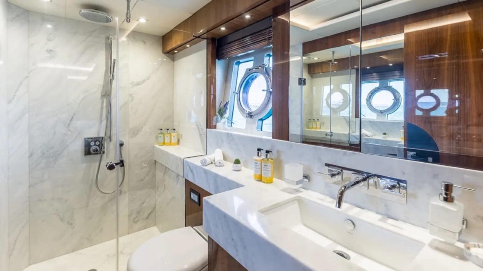 Bestboats SUNSEEKER 86 STARDUST OF MARY – Luxusyacht mieten Mallorca