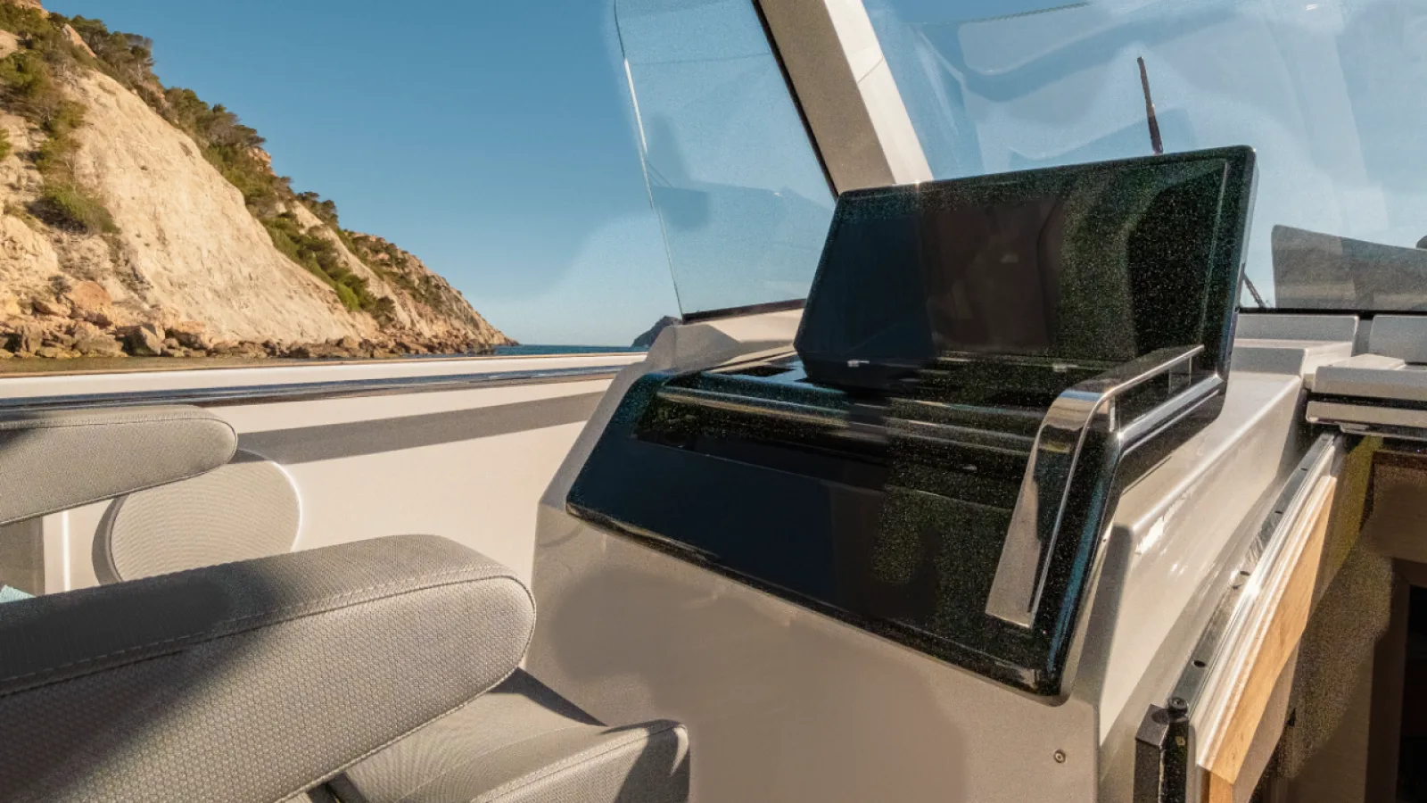 Bestboats FJORD 53 XL CALEA – Motor Yacht Rental Mallorca