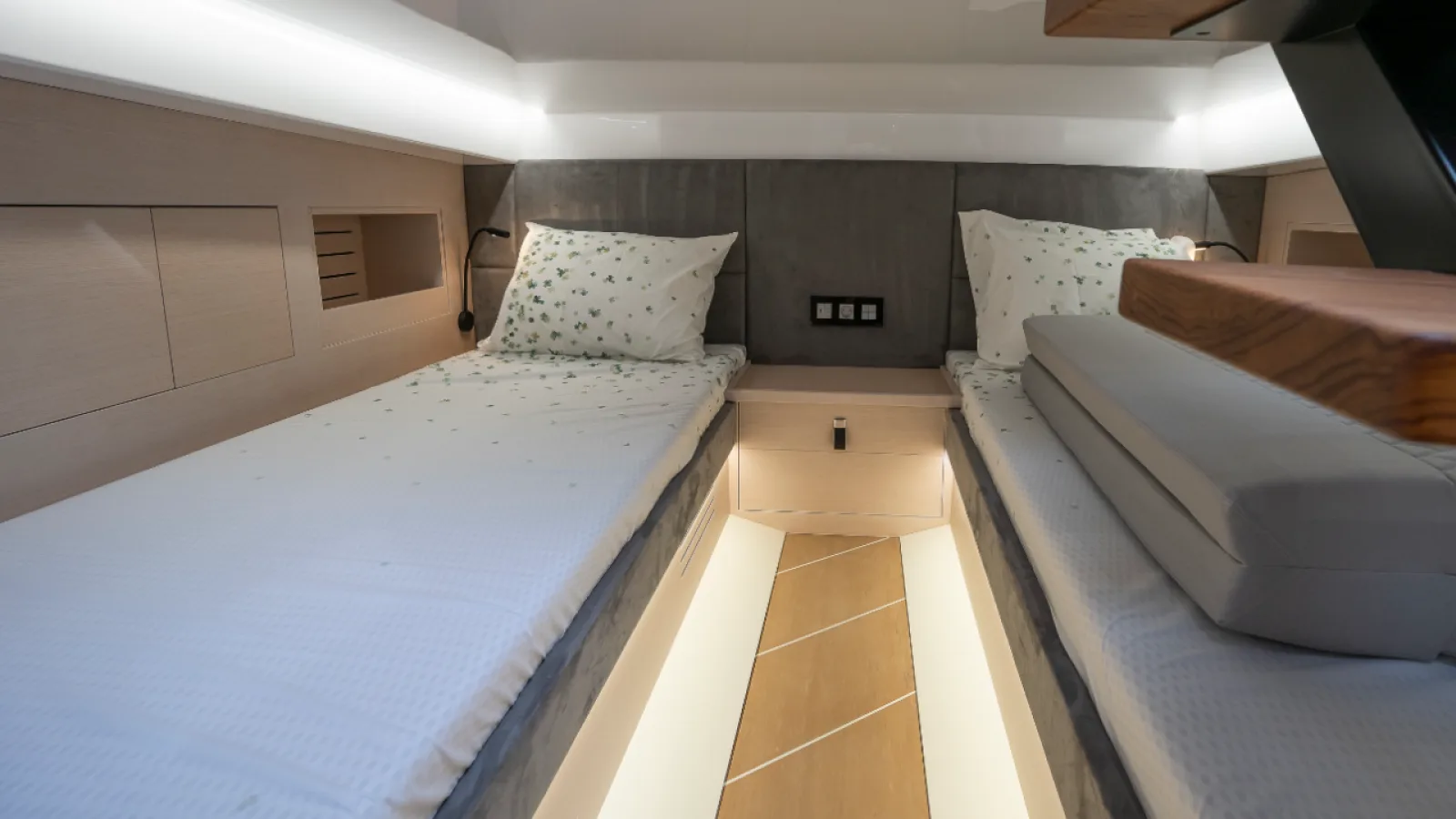 Bestboats TESORO T40 GTS – Rent Boat Mallorca