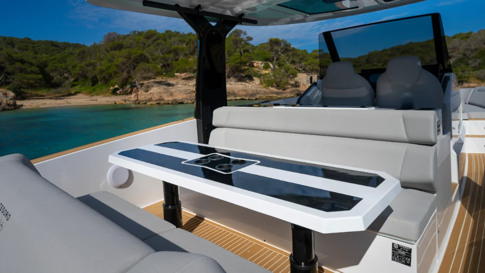 Bestboats TESORO T40 GTS – Motor Yacht Rental Mallorca